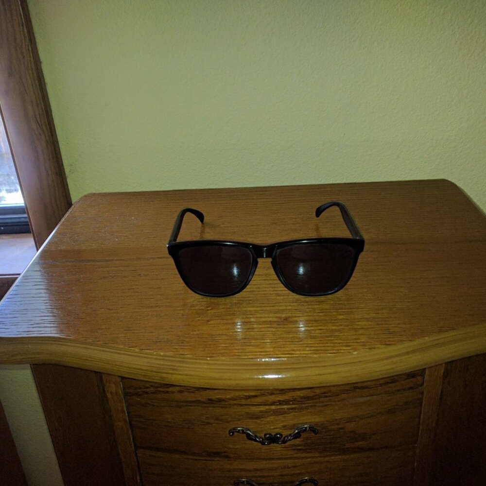 Oakley black sunglasses, womens, vintage